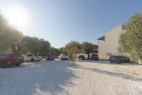 Alora Luxury Suites