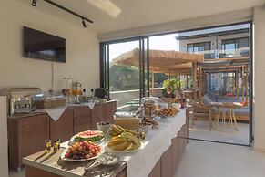 Alora Luxury Suites