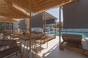 Alora Luxury Suites