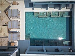 Alora Luxury Suites