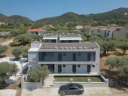Alora Luxury Suites