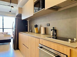 w Marvelous Loft in Polo