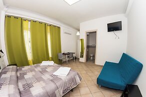 Into Palermo Rooms al Massimo