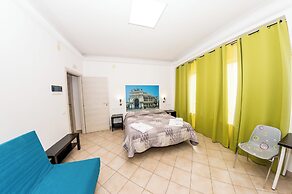 Into Palermo Rooms al Massimo