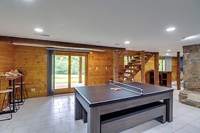 3,000 Sq Ft + Game Room: Ozarks Serenity Cabin!