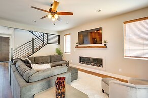 Hot Tub & Water Views: High-end Vantage Retreat