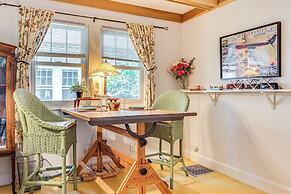 3 Blocks to Indy Motor Speedway: Home w/ Yard!