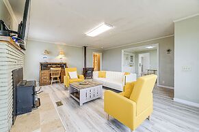 Walk to Beach: Cozy Home w/ Deck in Smith River!