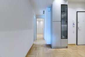 Zana s Cozy Apartment at Glifada