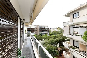 Zana s Cozy Apartment at Glifada