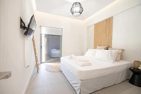 Piraeus Cozy Apartment for 4 Persons