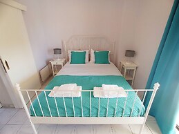 Lechaio Corinth Maisonette for 4 - A Lechaio Beach Corinth Maisonette 