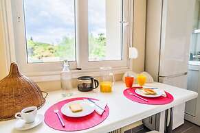 Dream-stay Apartment With a Spacious Balcony