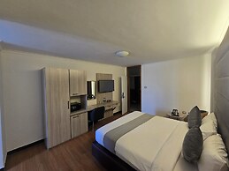 Hammer Luxury Guesthouse