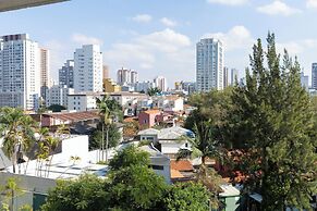 Vila Mariana perto do metrô AC