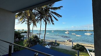 Blue Ocean Suites & Apartments