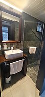 Blue Ocean Suites & Apartments