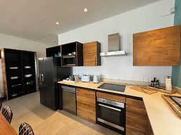 Blue Ocean Suites & Apartments