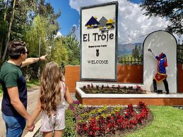 EL TROJE EXPERIENCE HOTEL