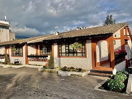 EL TROJE EXPERIENCE HOTEL