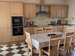 Coach House 4