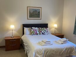 Coach House 4