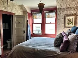 Historic Skagway Inn