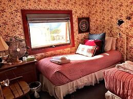 Historic Skagway Inn