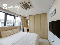 Cubicity Hidden House