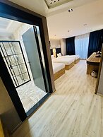 KARACA HOTEL VAN