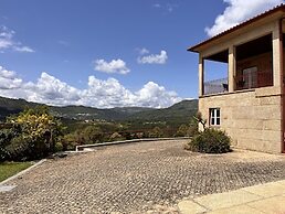 Nomad s Country - Cimo de Vila The Quiet Veranda