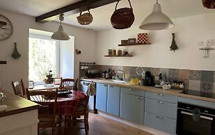 Holiday Home for 6 Guests in Cameliere