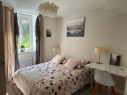 Holiday Home for 6 Guests in Cameliere