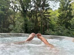 Holiday Home for 6 Guests in Cameliere