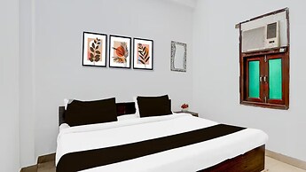 Hotel R K Palace Agra