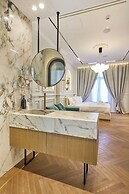 Ermou 99 Intelligent Private Suites