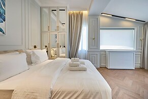 Ermou 99 Intelligent Private Suites