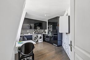 Cozy 2BR Near Parc Monceau & Opera