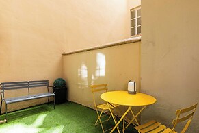 Dify Le Lodge D'ainay