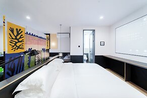 CommonHotel