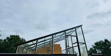 XTSY Travellers Hostel