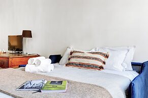 Charming 1BR Steps from Saint-Germain