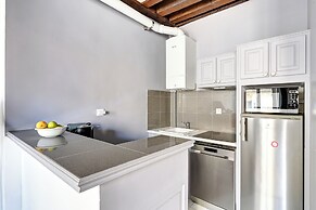 Charming 1BR Steps from Saint-Germain