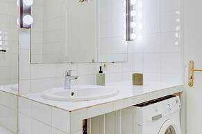 Charming 1BR Steps from Saint-Germain