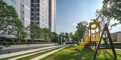 Central Pattaya Condo With Infinity Pool