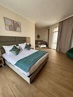 Al Moudayna Hotel - Tichy Plage