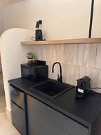 Karteris Luxury Suites