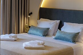 Karteris Luxury Suites