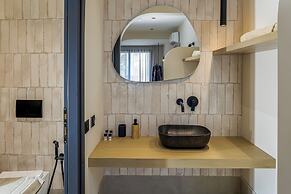 Karteris Luxury Suites