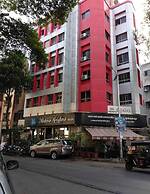 HOTEL PADMAKRISHNA